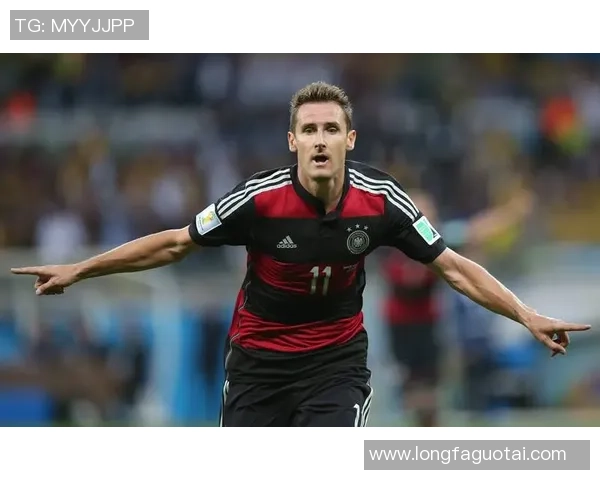 足球停球技巧出色的球星盘点与分析